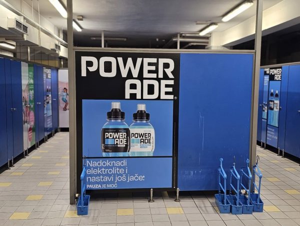 Promocija na bazenima – Chilly i Powerade!